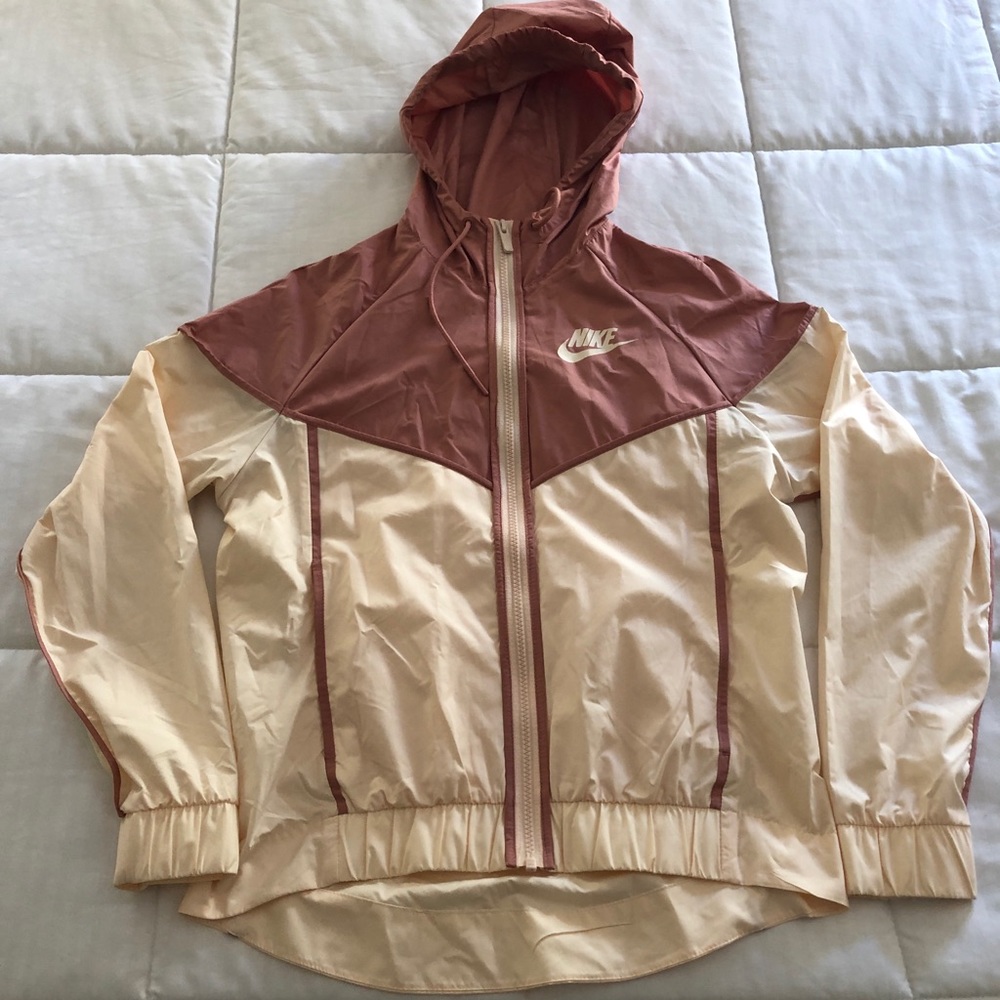 Nike women’s Spring and fall Jacket